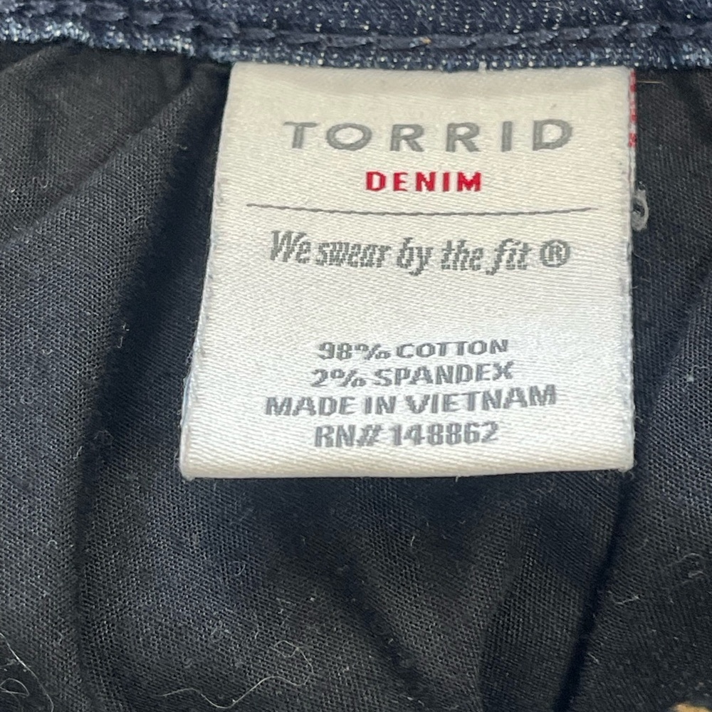 Torrid Women’s Flare Jeans Size 14XS – Dark Blue Denim Wash - Picture 2 of 14